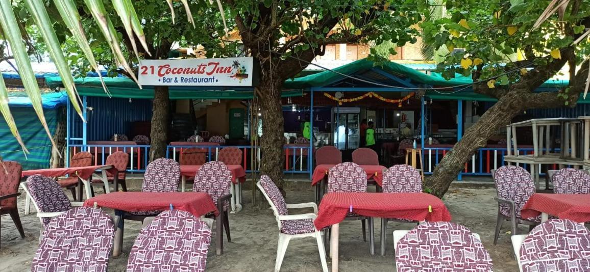 21Coconuts Inn Arambol Exteriör bild